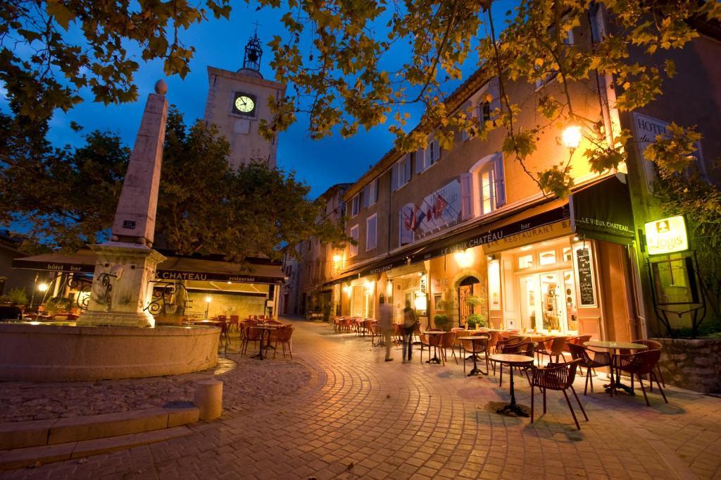 Le Vieux Chateau Aiguines Esterno foto