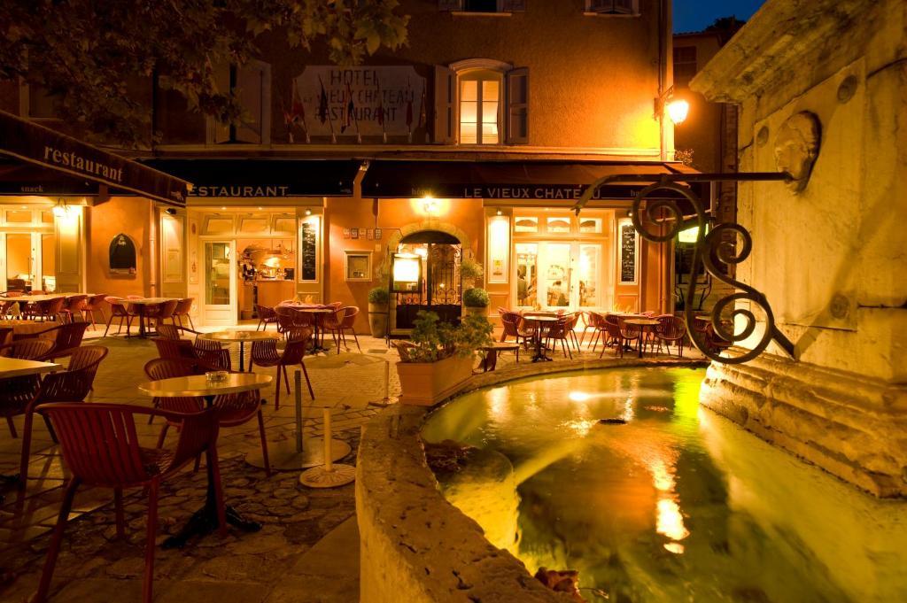 Le Vieux Chateau Aiguines Esterno foto